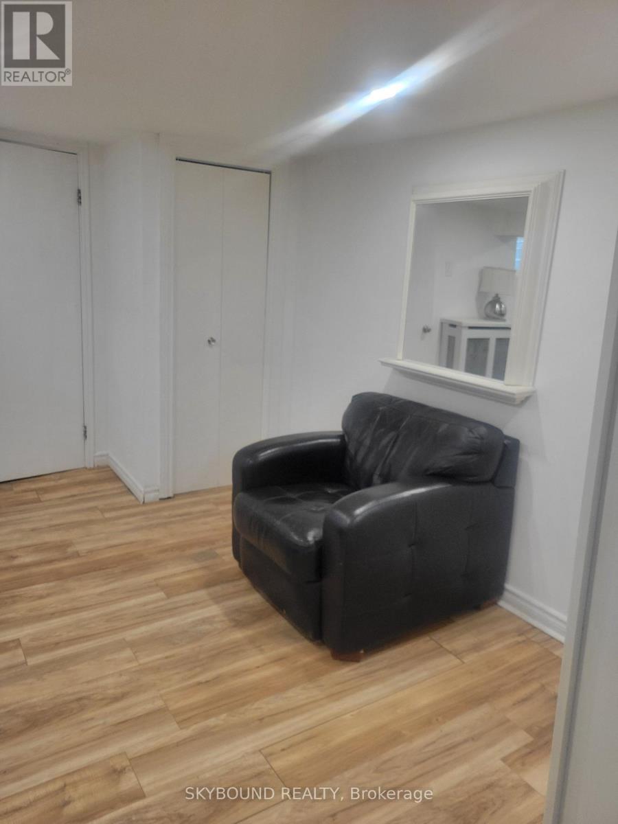 Lower - 140 Wolverleigh Boulevard, Toronto, ON - Indoor Photo Showing Other Room