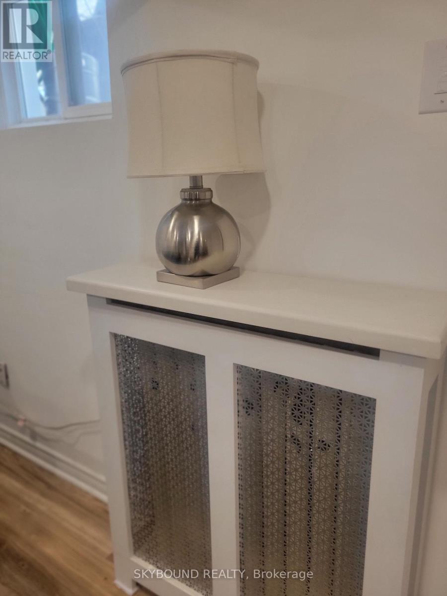 Lower - 140 Wolverleigh Boulevard, Toronto, ON - Indoor Photo Showing Other Room