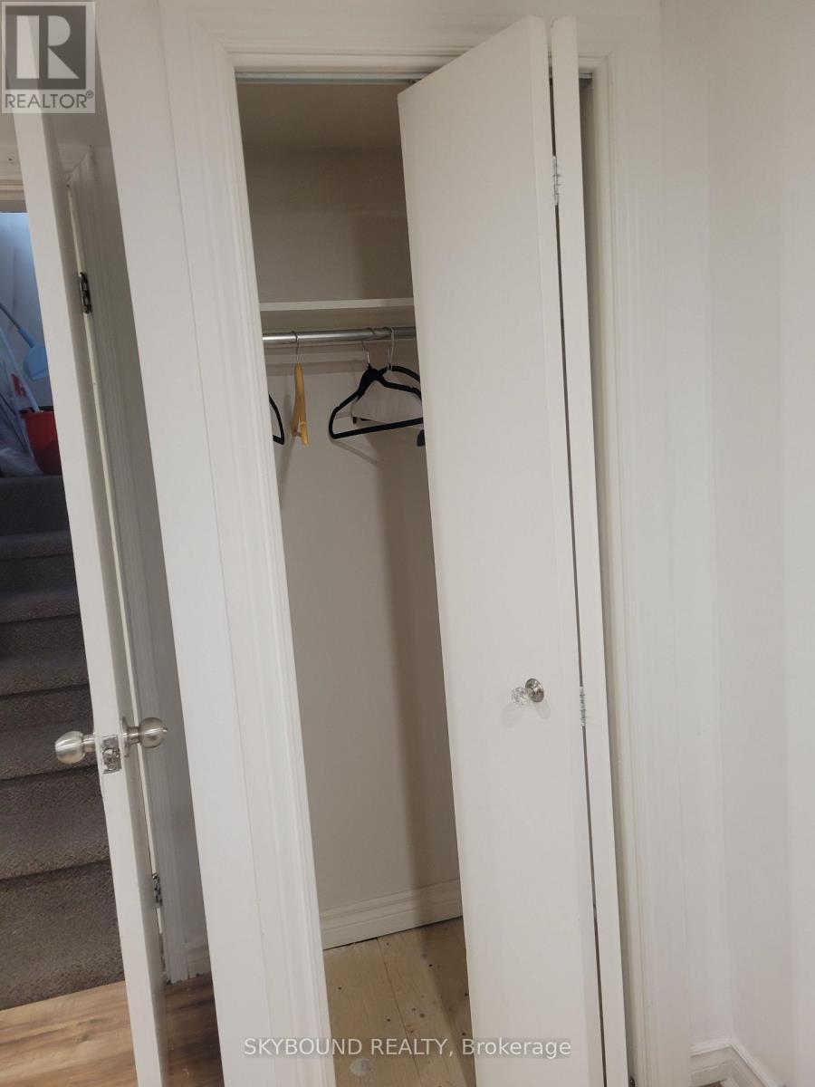 Lower - 140 Wolverleigh Boulevard, Toronto, ON - Indoor Photo Showing Other Room