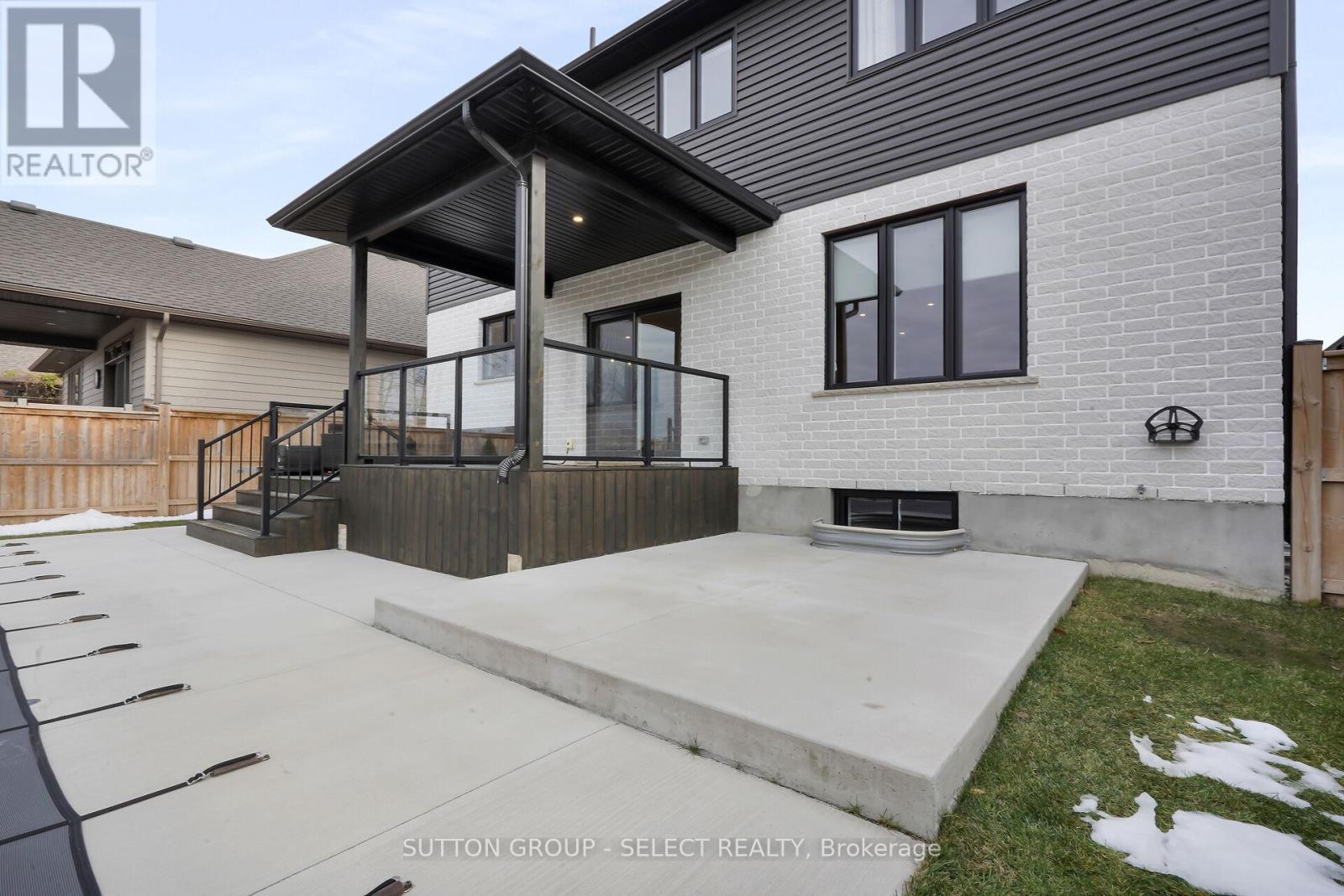 173 Collins Way, Strathroy-Caradoc (Se), ON - Outdoor