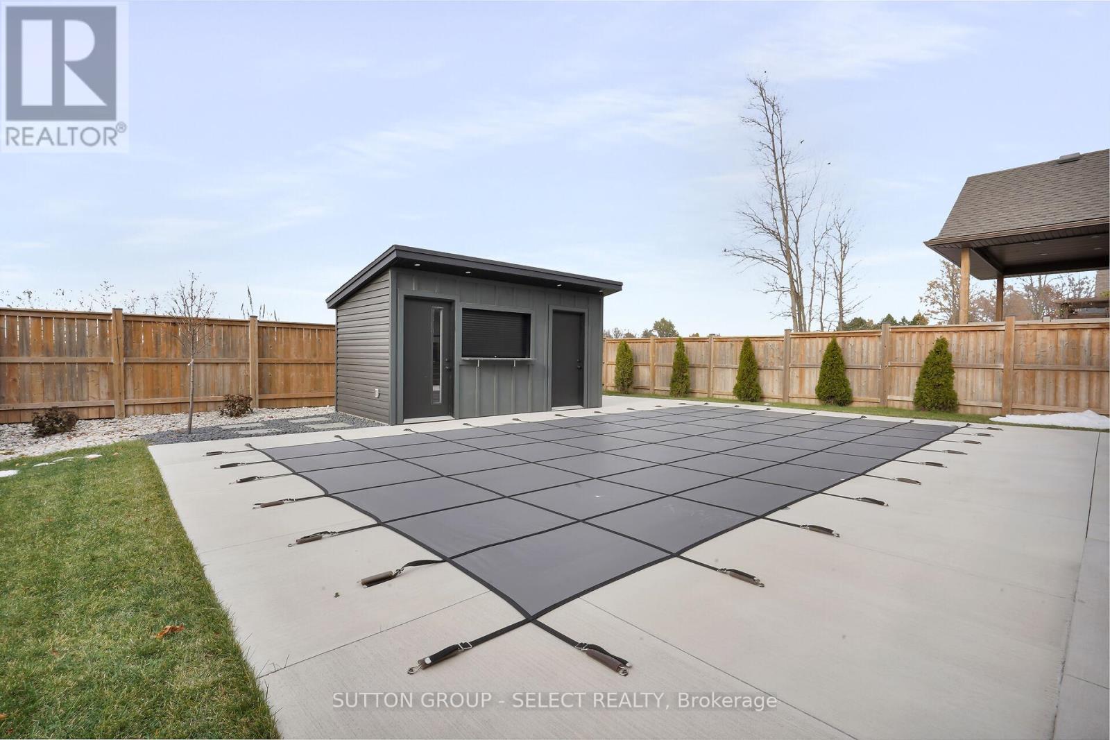 173 Collins Way, Strathroy-Caradoc (Se), ON - Outdoor