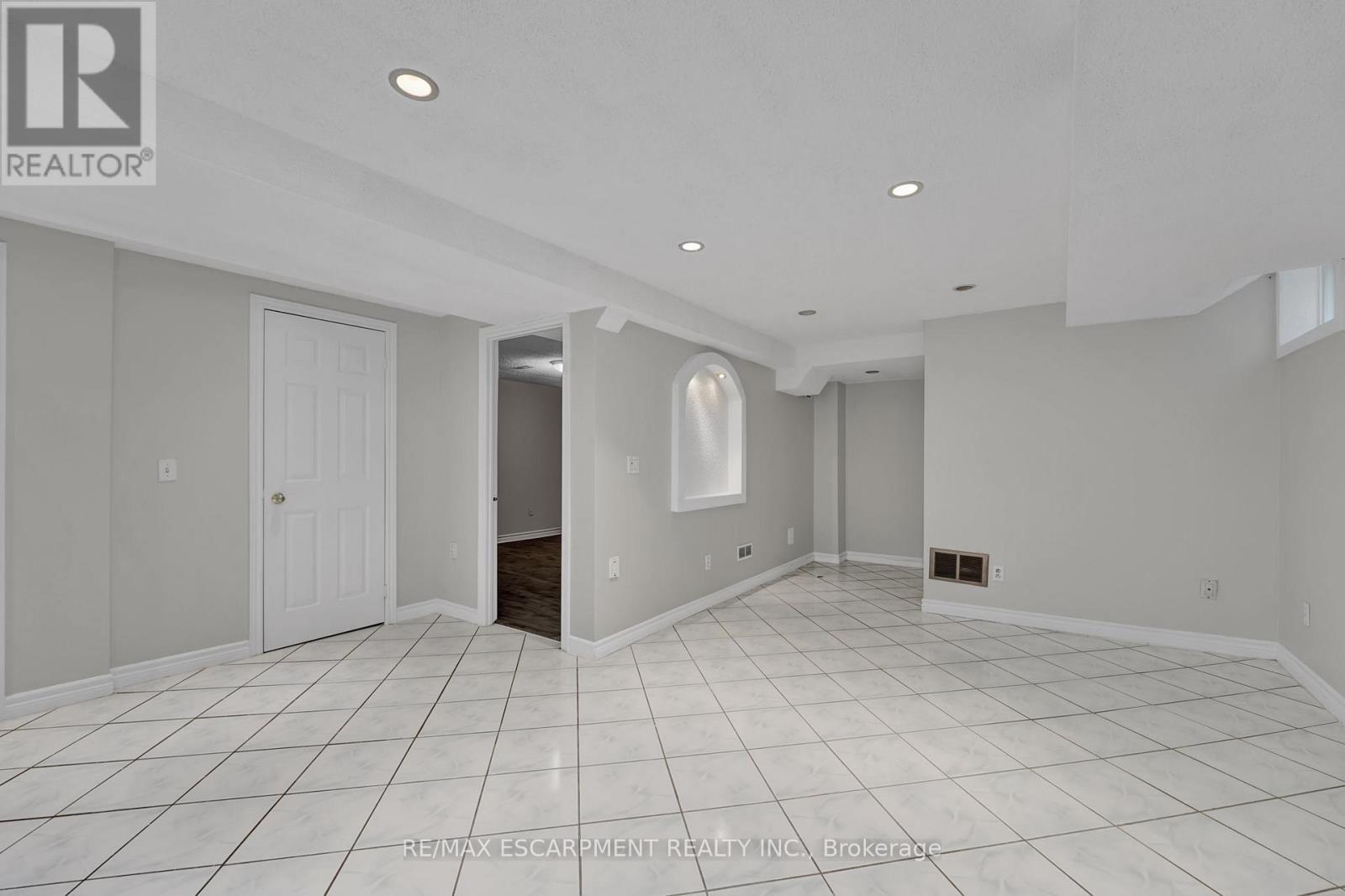 1157 Charminster Crescent, Mississauga, ON - Indoor Photo Showing Other Room
