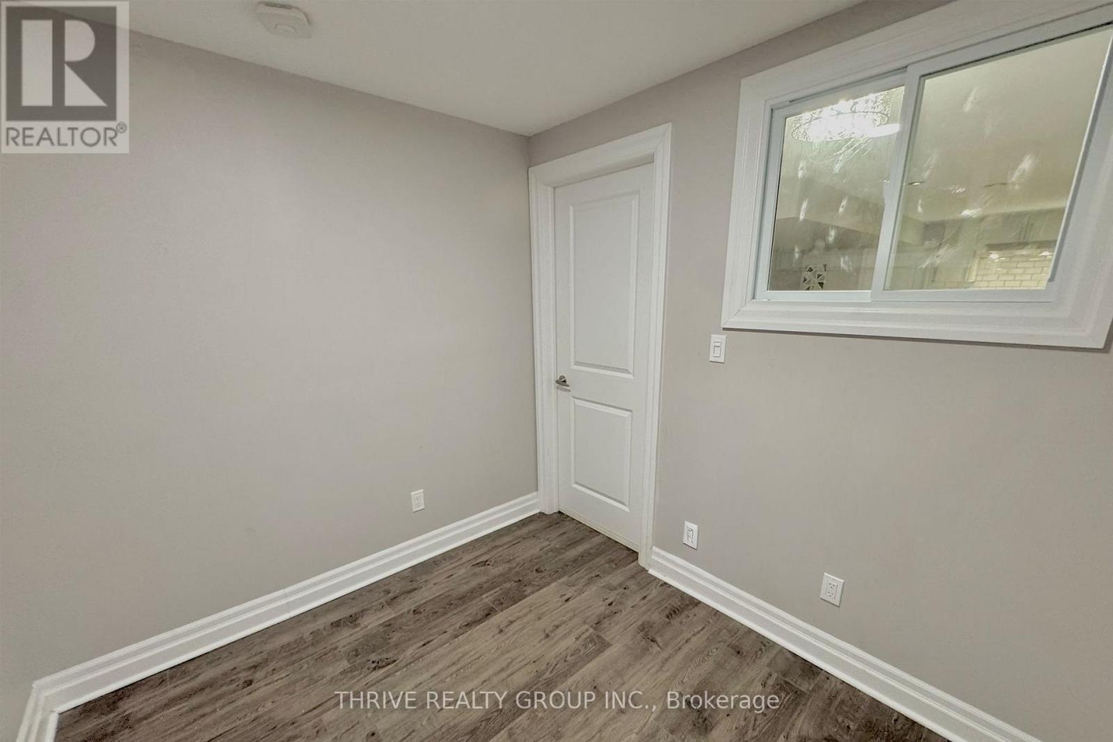 Lower - 1608 Evans Boulevard, London South (South U), ON - Indoor Photo Showing Other Room