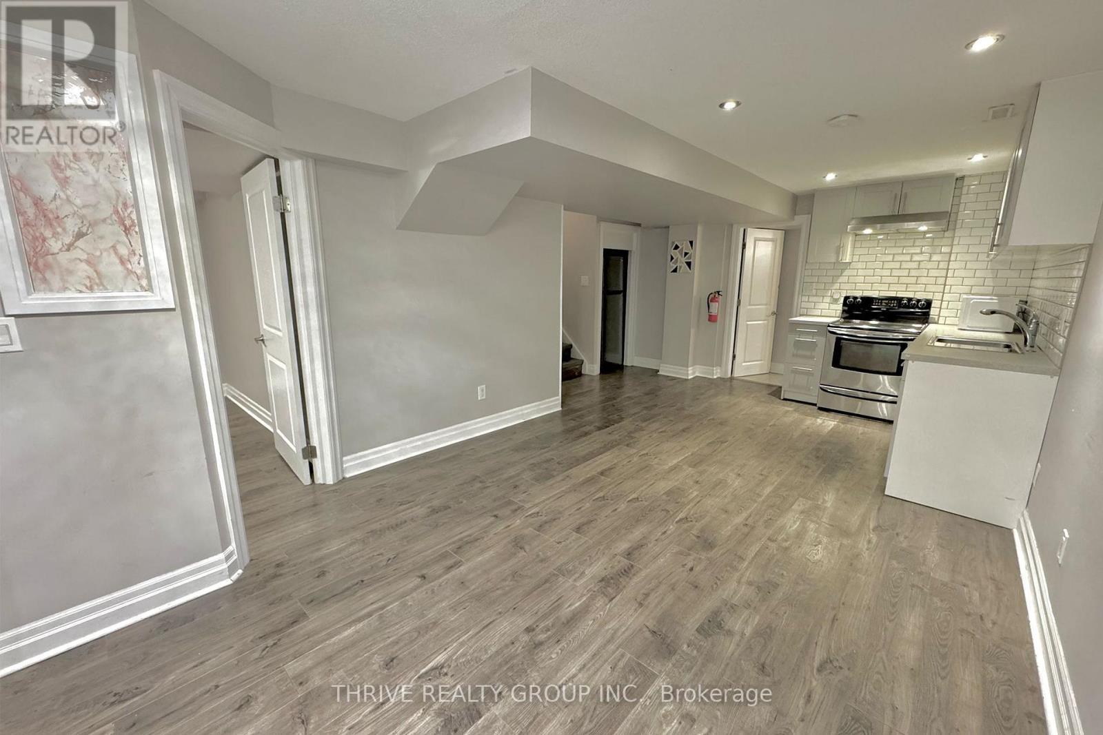 Lower - 1608 Evans Boulevard, London South (South U), ON - Indoor
