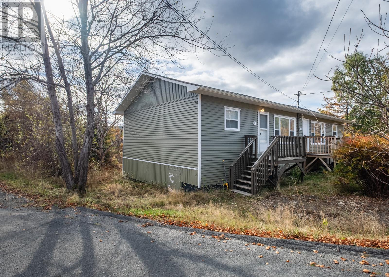 915-921 Main Road, Dunville-Placentia, NL