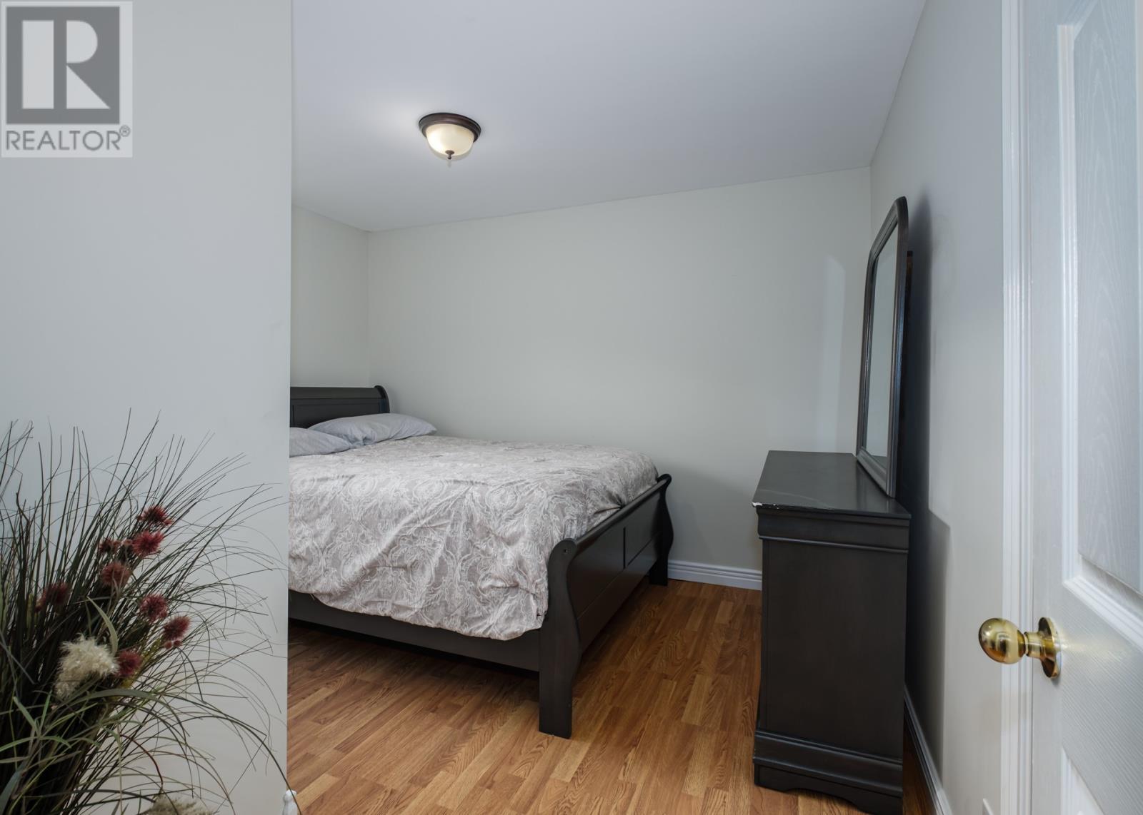 915-921 Main Road, Dunville-Placentia, NL