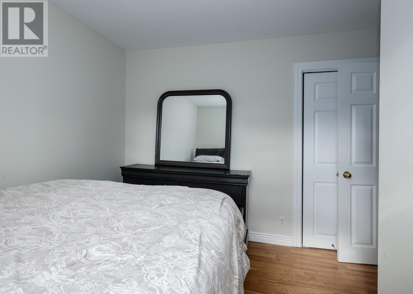 915-921 Main Road, Dunville-Placentia, NL