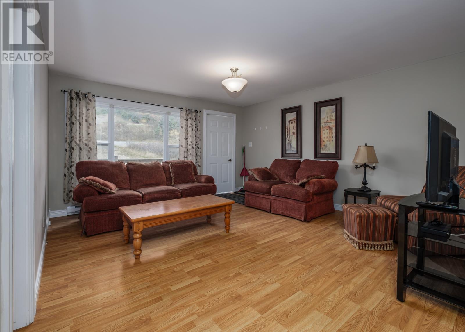 915-921 Main Road, Dunville-Placentia, NL