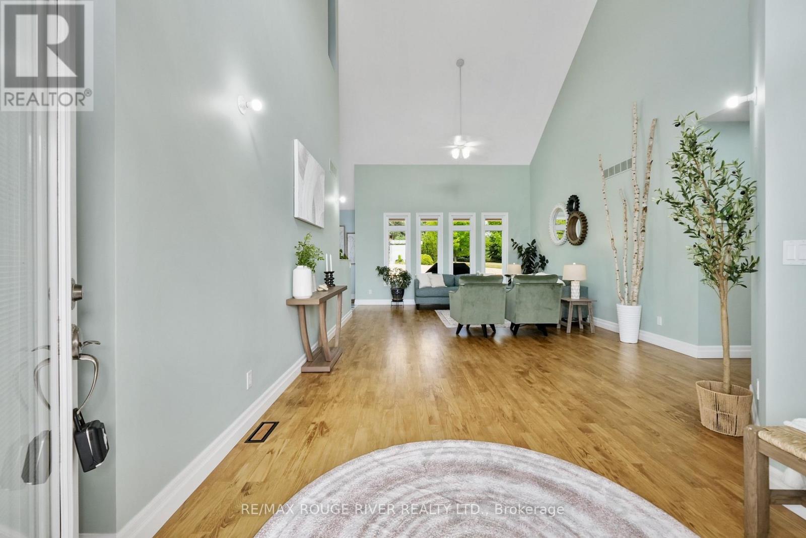 9138 Danforth Road E, Cobourg, ON - Indoor