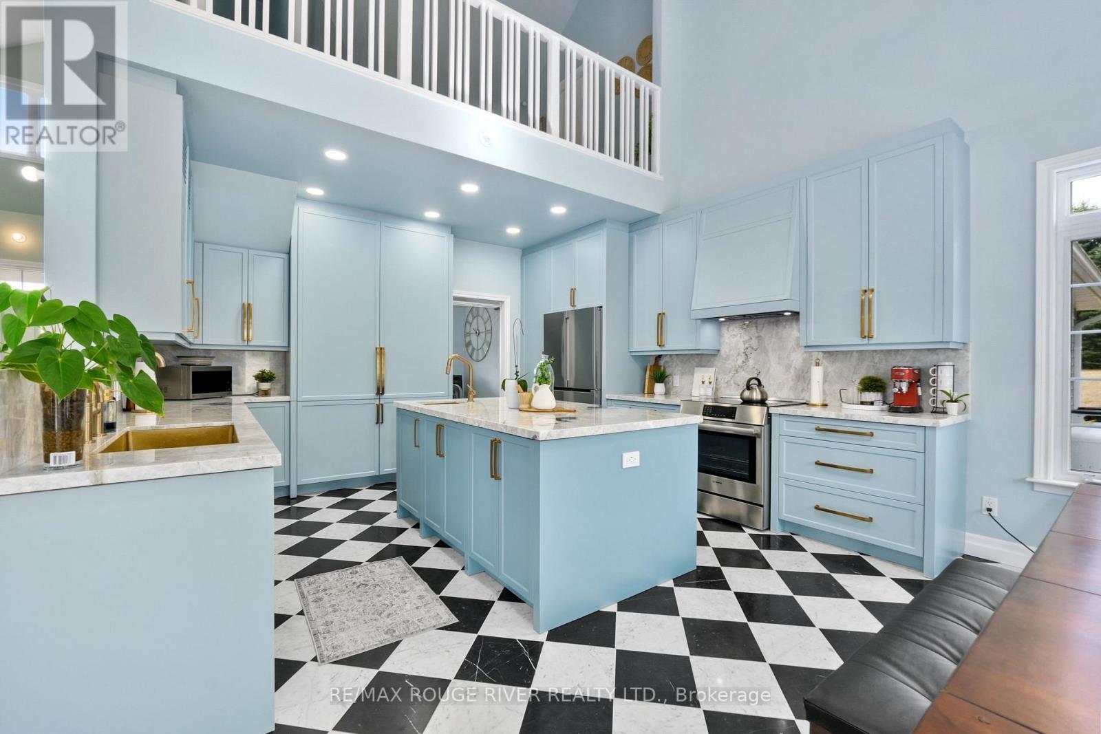 9138 Danforth Road E, Cobourg, ON - Indoor Photo Showing Kitchen With Upgraded Kitchen