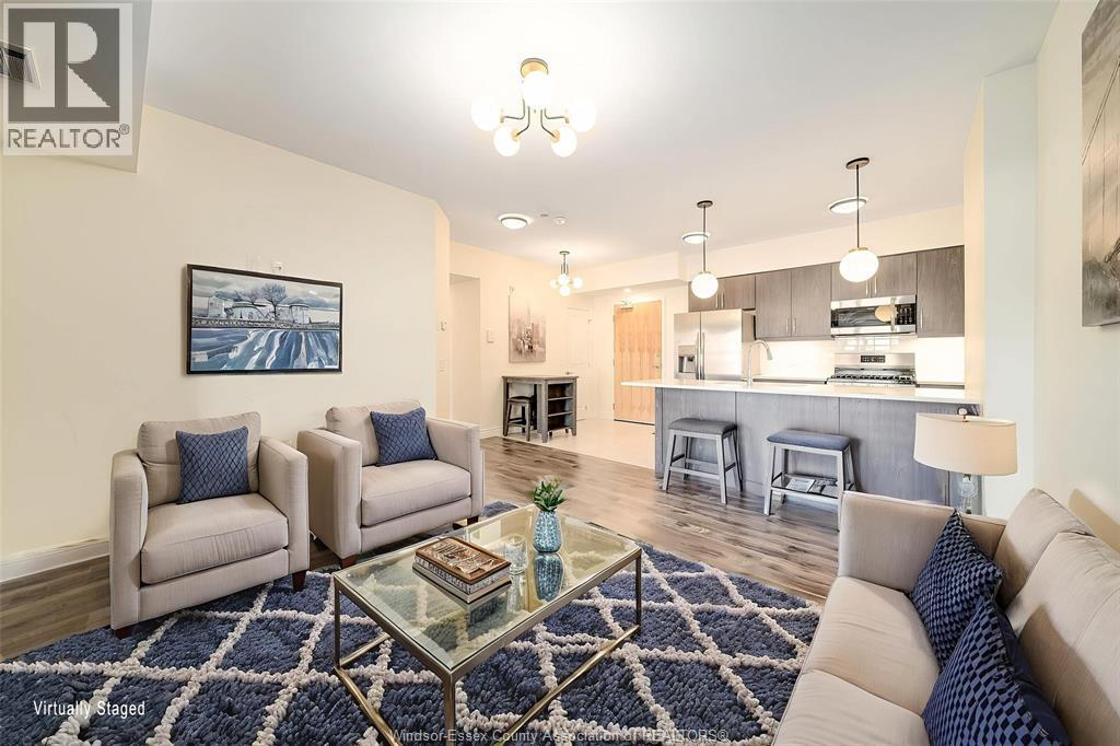 480 Fairview Boulevard Unit# 105, Windsor, ON - Indoor Photo Showing Living Room