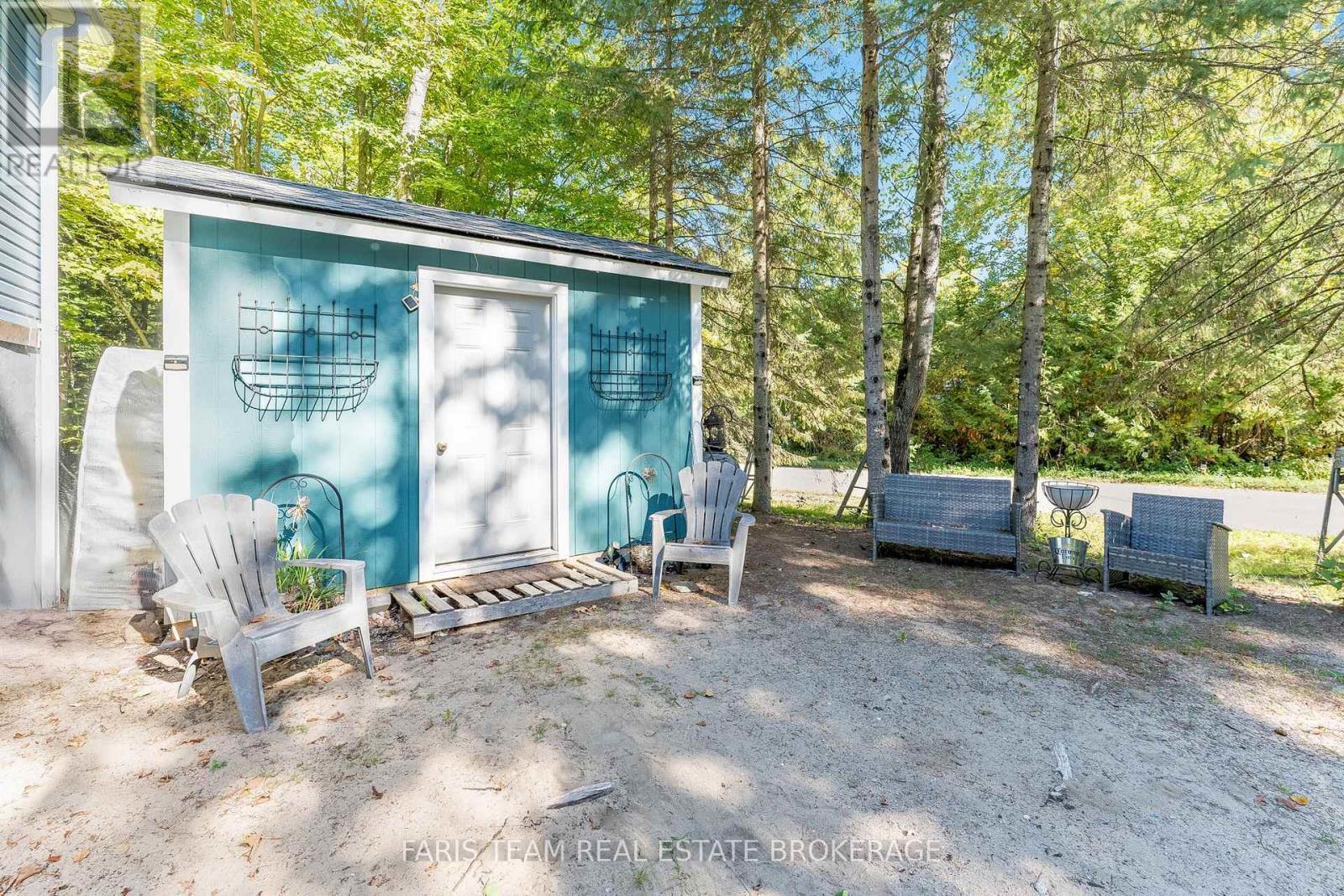 43 Manitou Crescent, Tiny, ON - Outdoor