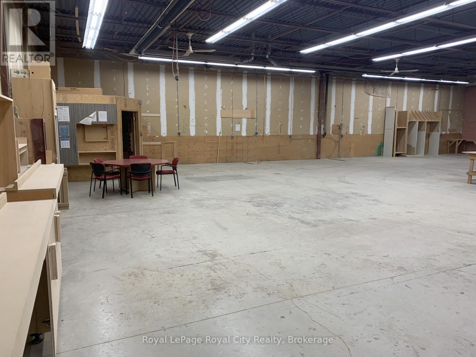 494 Massey Road, Guelph (Willow West/Sugarbush/West Acres), ON