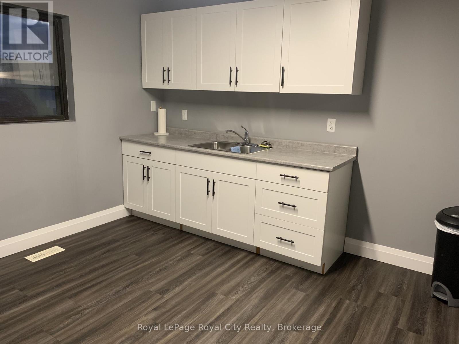 494 Massey Road, Guelph (Willow West/Sugarbush/West Acres), ON