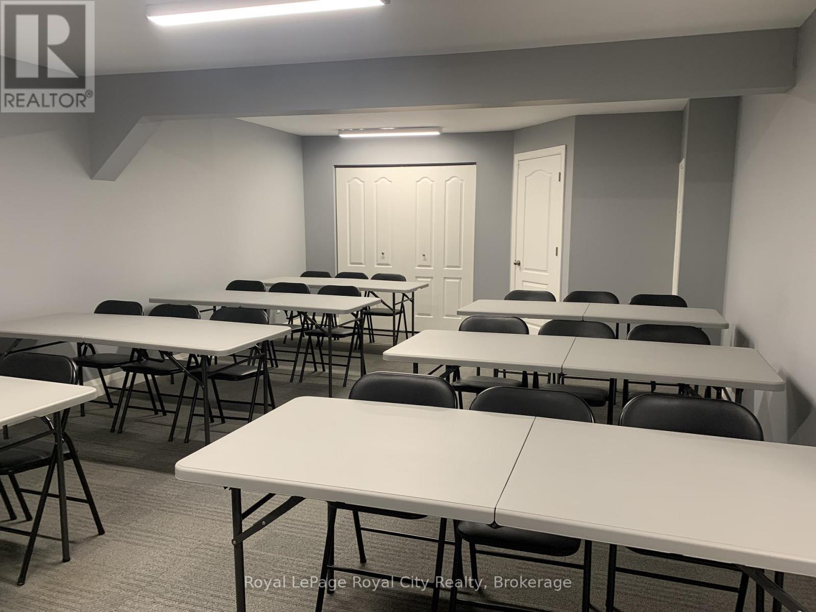 494 Massey Road, Guelph (Willow West/Sugarbush/West Acres), ON