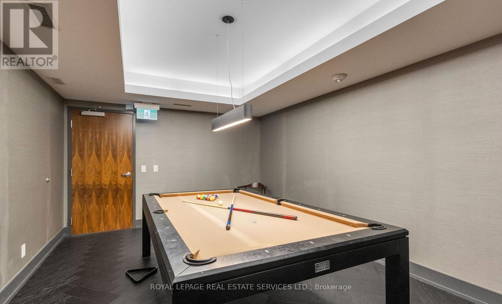 802 - 170 Chiltern Hill Road, Toronto, ON - Indoor Photo Showing Other Room