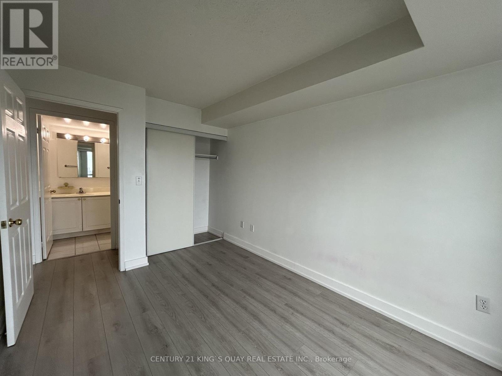 1606 - 1 Pemberton Avenue, Toronto, ON - Indoor Photo Showing Other Room