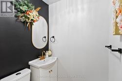 Powder Room -