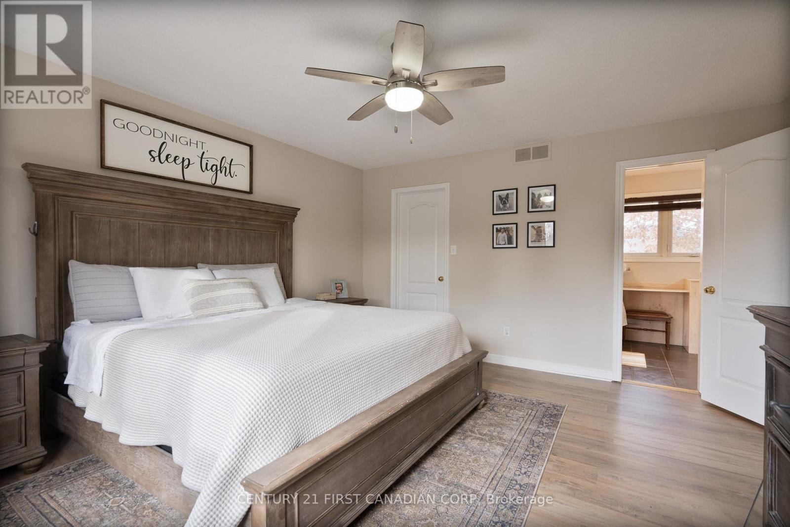 17 Allison Court, Strathroy-Caradoc (Ne), ON - Indoor Photo Showing Bedroom