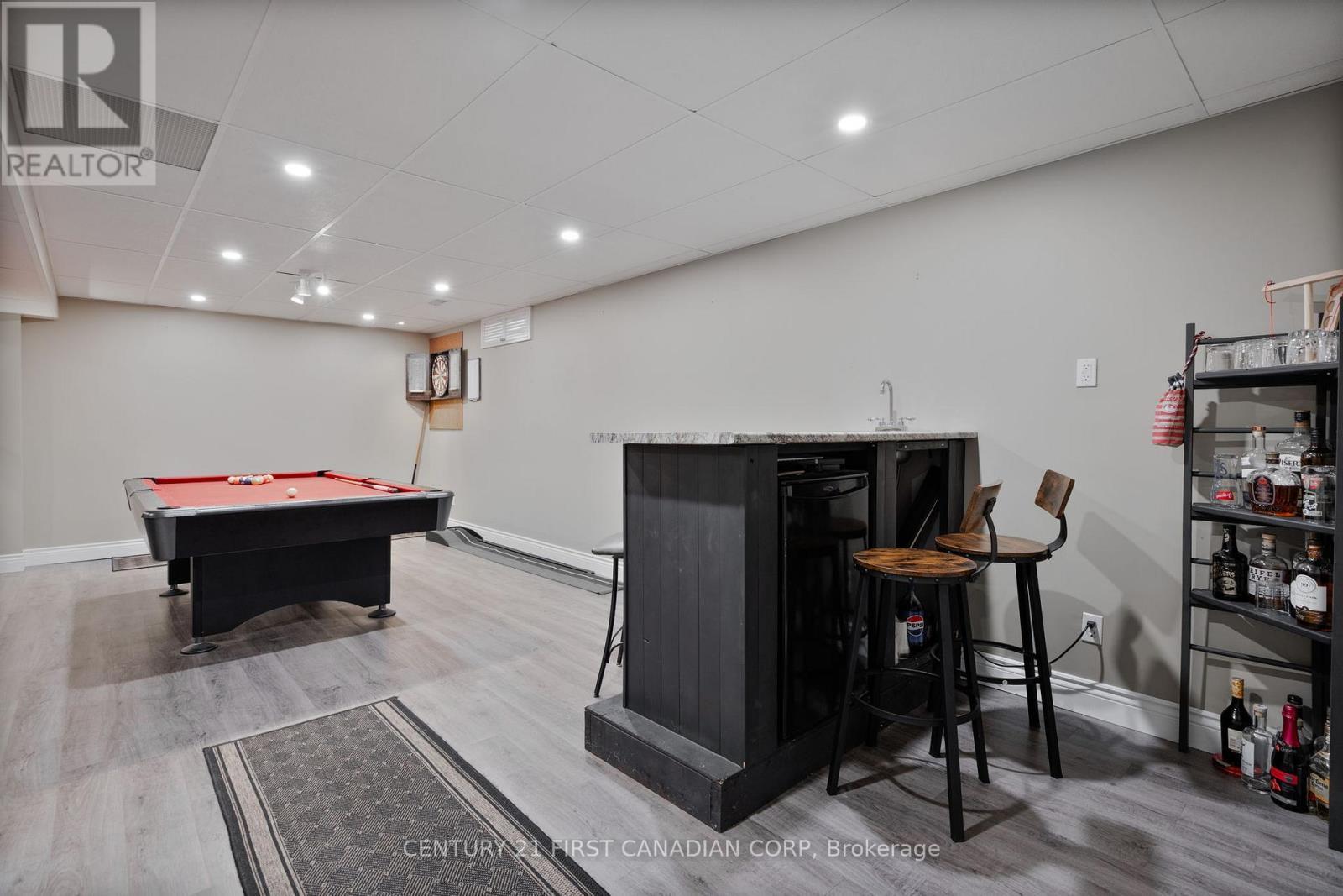 17 Allison Court, Strathroy-Caradoc (Ne), ON - Indoor