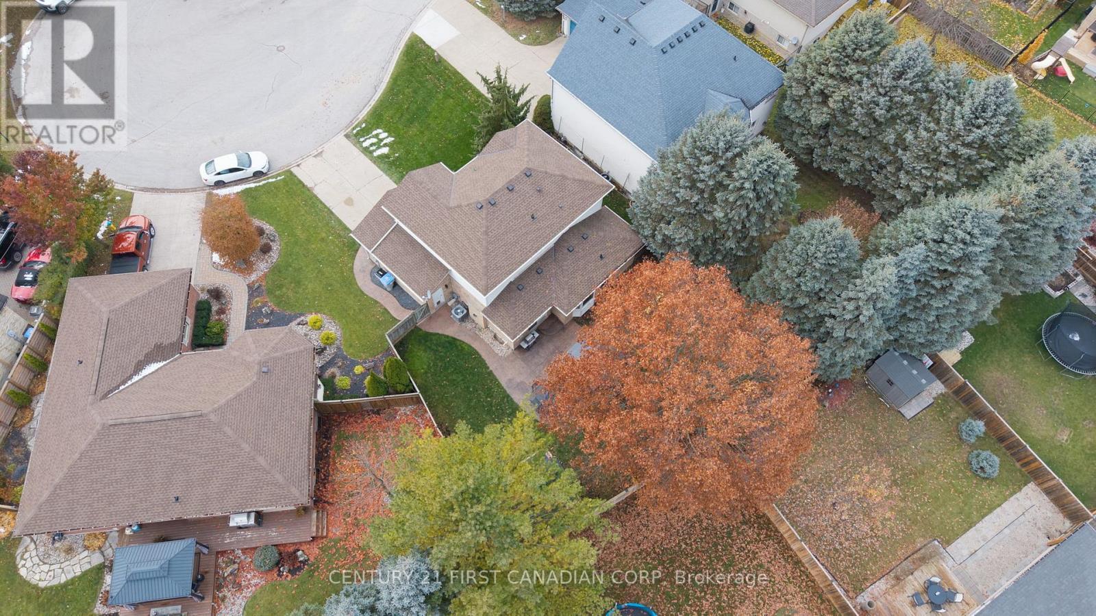 17 Allison Court, Strathroy-Caradoc (Ne), ON - Outdoor With View