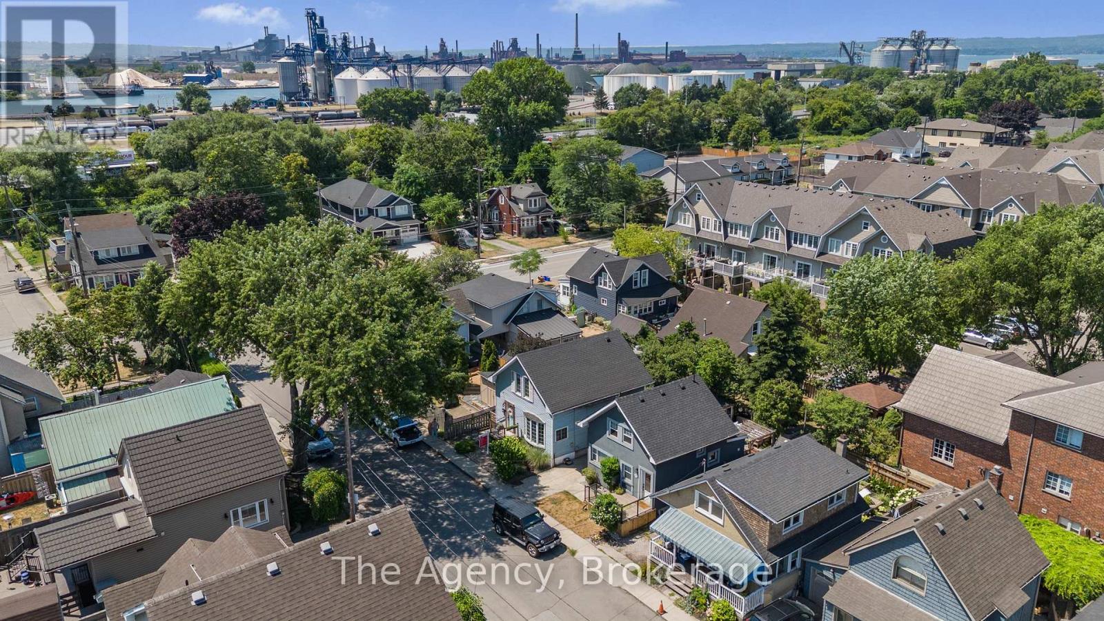 1 Mareve Avenue, Hamilton (Hamilton Beach), ON - Outdoor With View