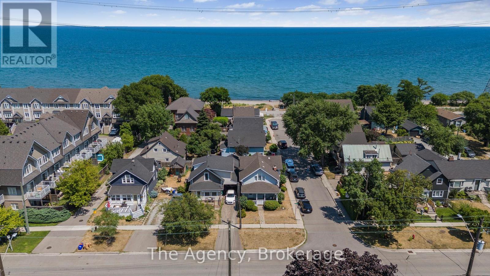 1 Mareve Avenue, Hamilton (Hamilton Beach), ON - Outdoor With Body Of Water With View