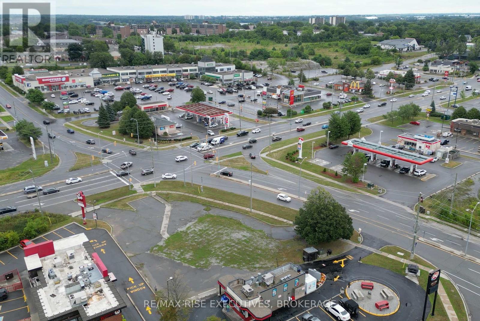 45 Dalton Avenue, Kingston (East Of Sir John A. Blvd), ON