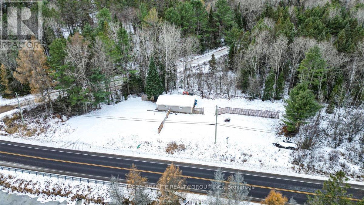 1725 Loop Road, Highlands East (Monmouth), ON