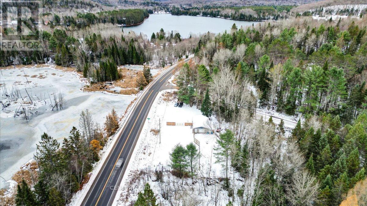 1725 Loop Road, Highlands East (Monmouth), ON