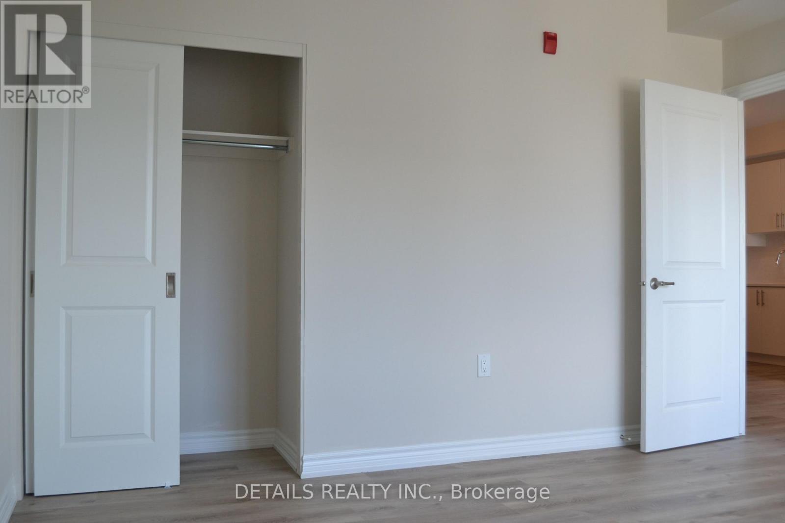 604 - 397 Codd'S Road, Ottawa, ON - Indoor Photo Showing Other Room