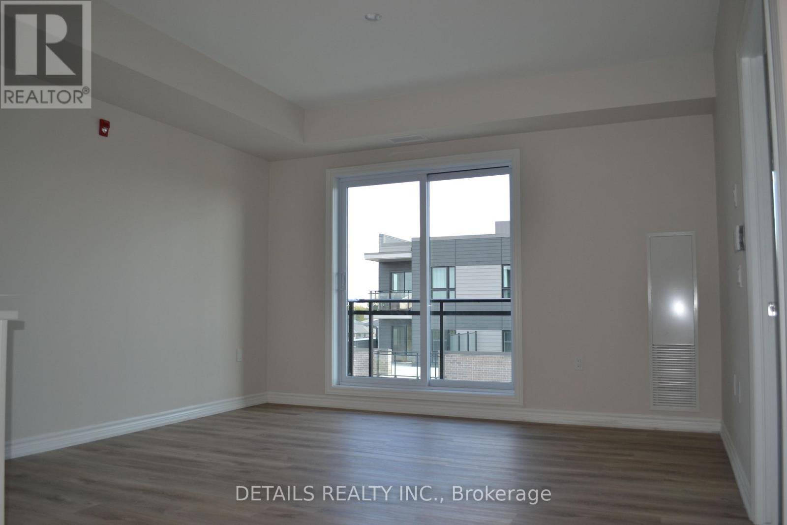 604 - 397 Codd'S Road, Ottawa, ON - Indoor Photo Showing Other Room