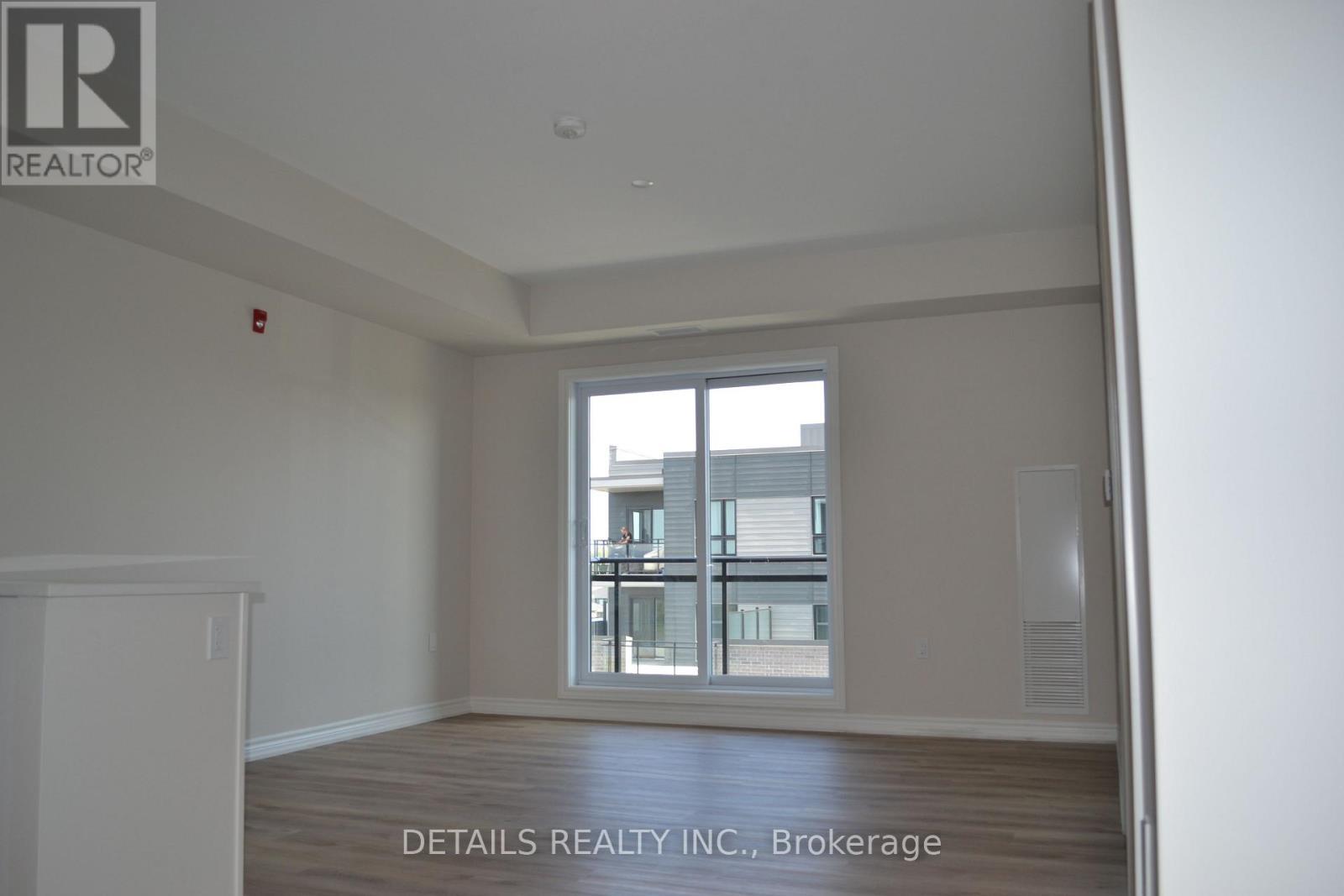 604 - 397 Codd'S Road, Ottawa, ON - Indoor Photo Showing Other Room