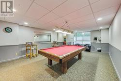 pool games room -