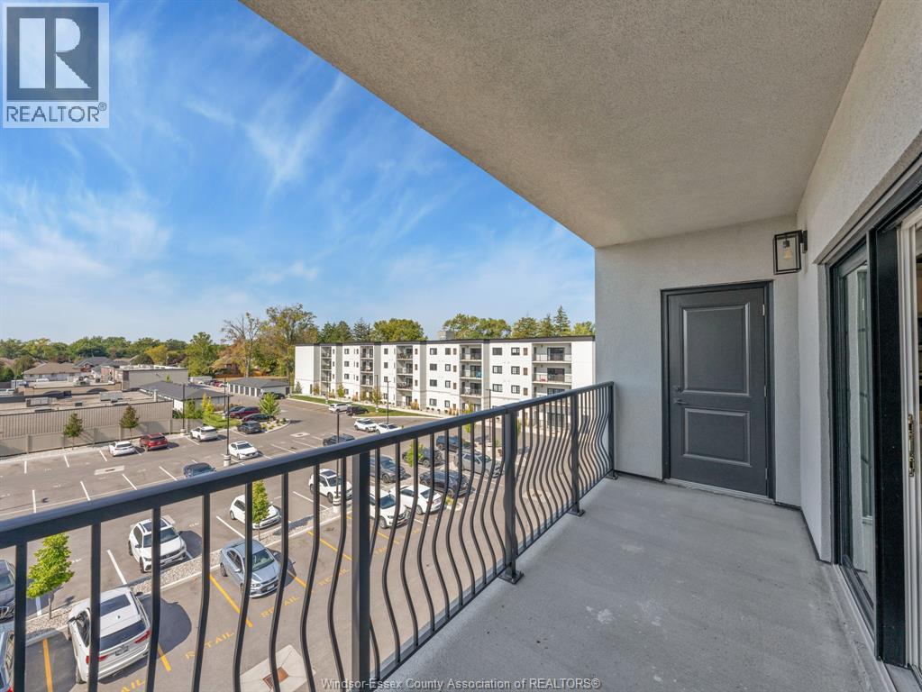 3817 Howard Avenue Unit# 419, Windsor, ON - Outdoor With Balcony With Exterior