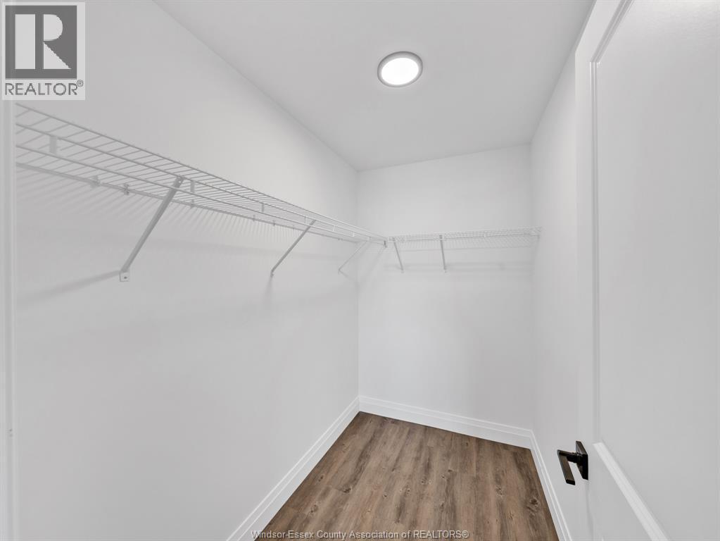 3817 Howard Avenue Unit# 419, Windsor, ON - Indoor With Storage