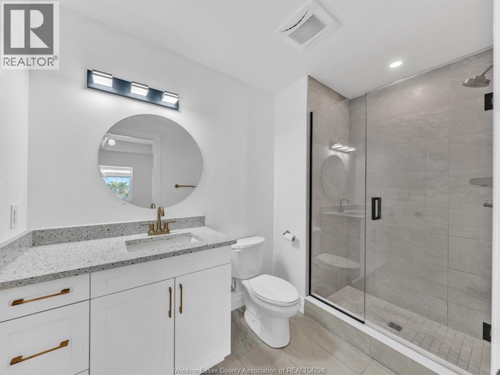 3817 Howard Avenue Unit# 419, Windsor, ON - Indoor Photo Showing Bathroom