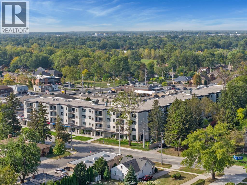 3817 Howard Avenue Unit# 419, Windsor, ON - Outdoor With View