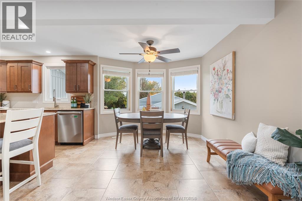 215 County Rd 34 West, Cottam, ON - Indoor