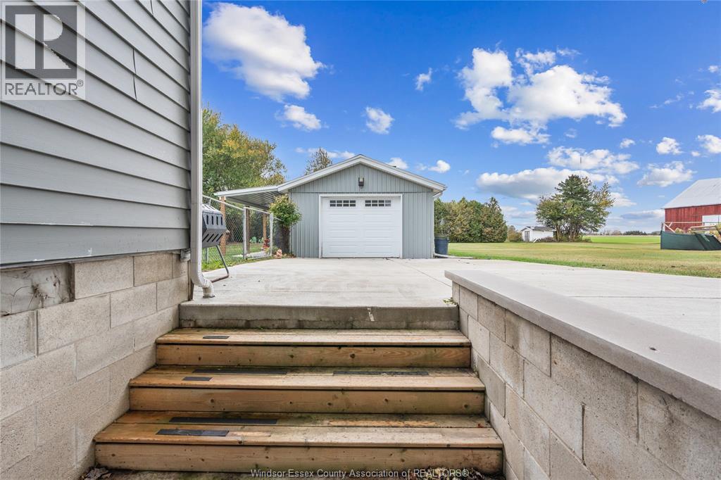 215 County Rd 34 West, Cottam, ON - Outdoor With Exterior