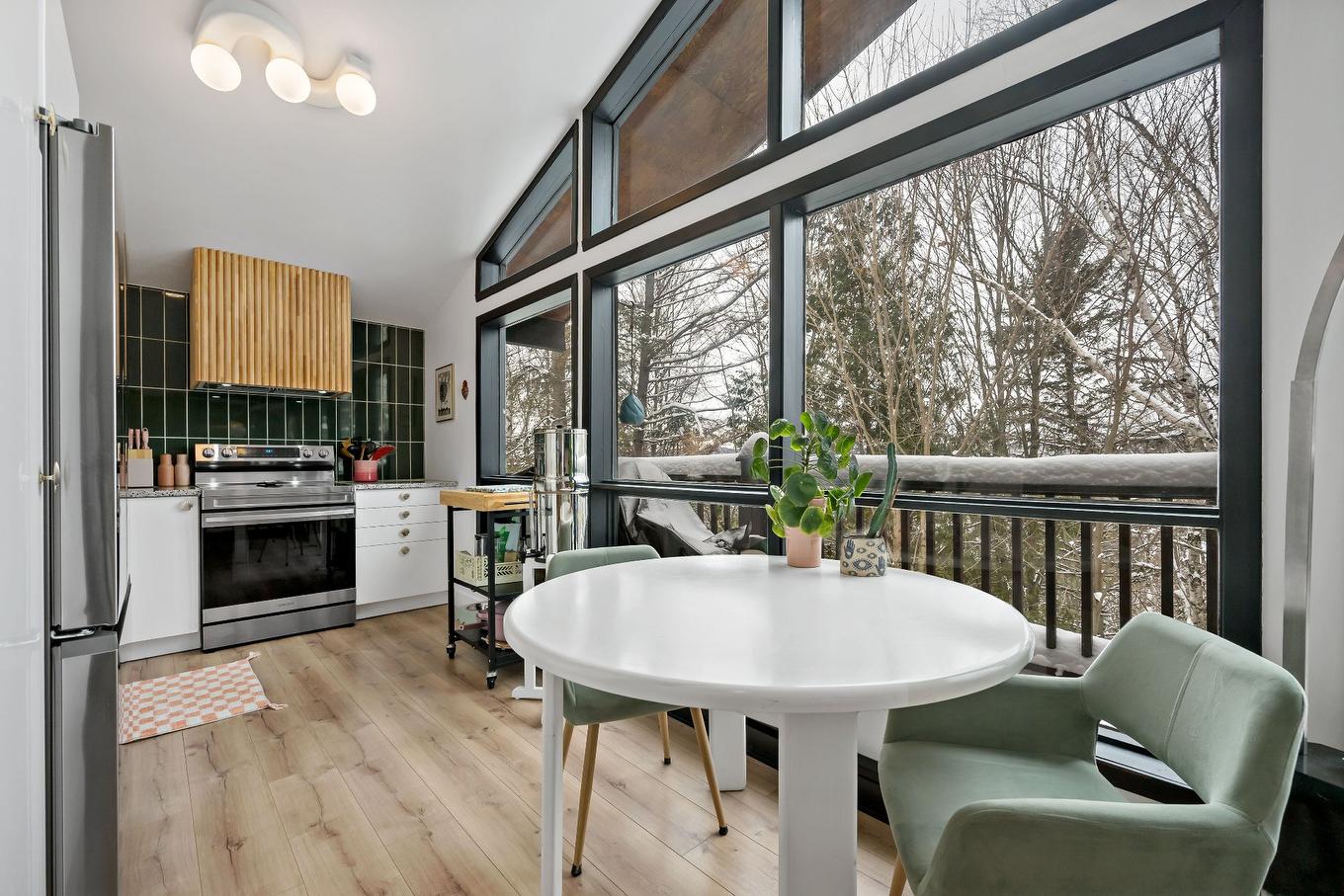 Dining room - 1381 - 1383 Rue Trudel, Mont-Tremblant, QC - Indoor