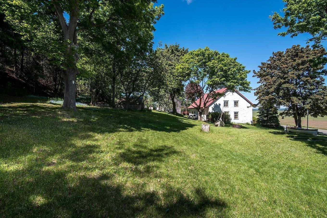 Backyard - 46 Route 132 E., Saint-Denis-De La Bouteillerie, QC - Outdoor