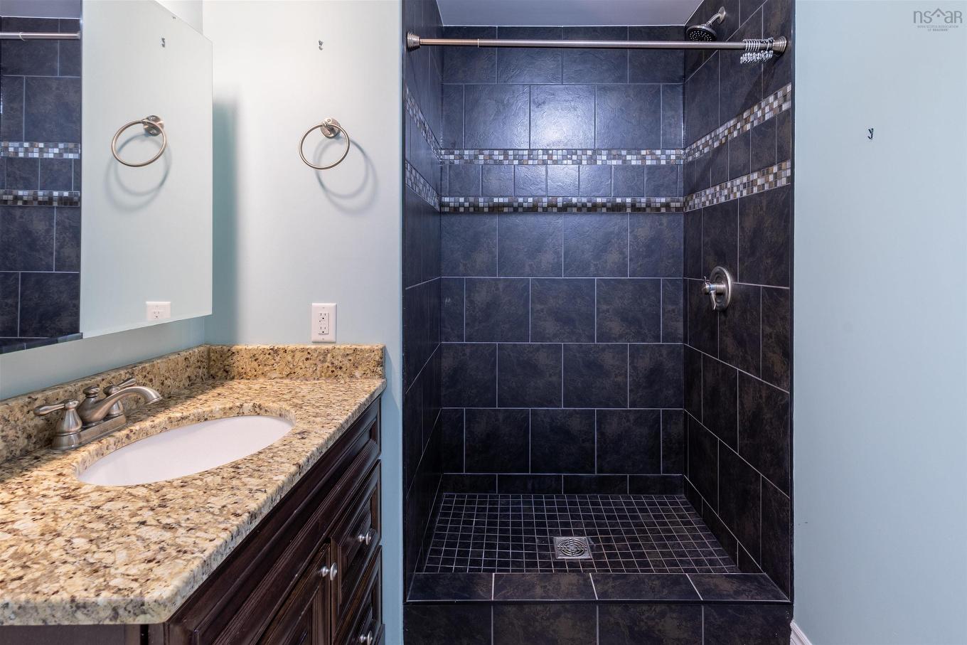 15 Howe Court, Sydney, NS