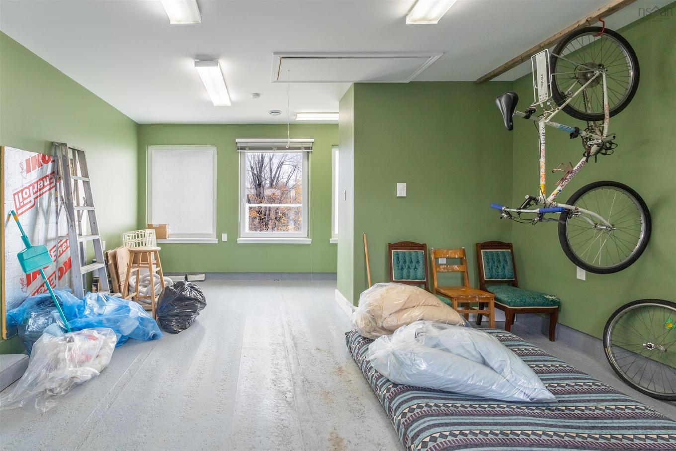 15 Howe Court, Sydney, NS