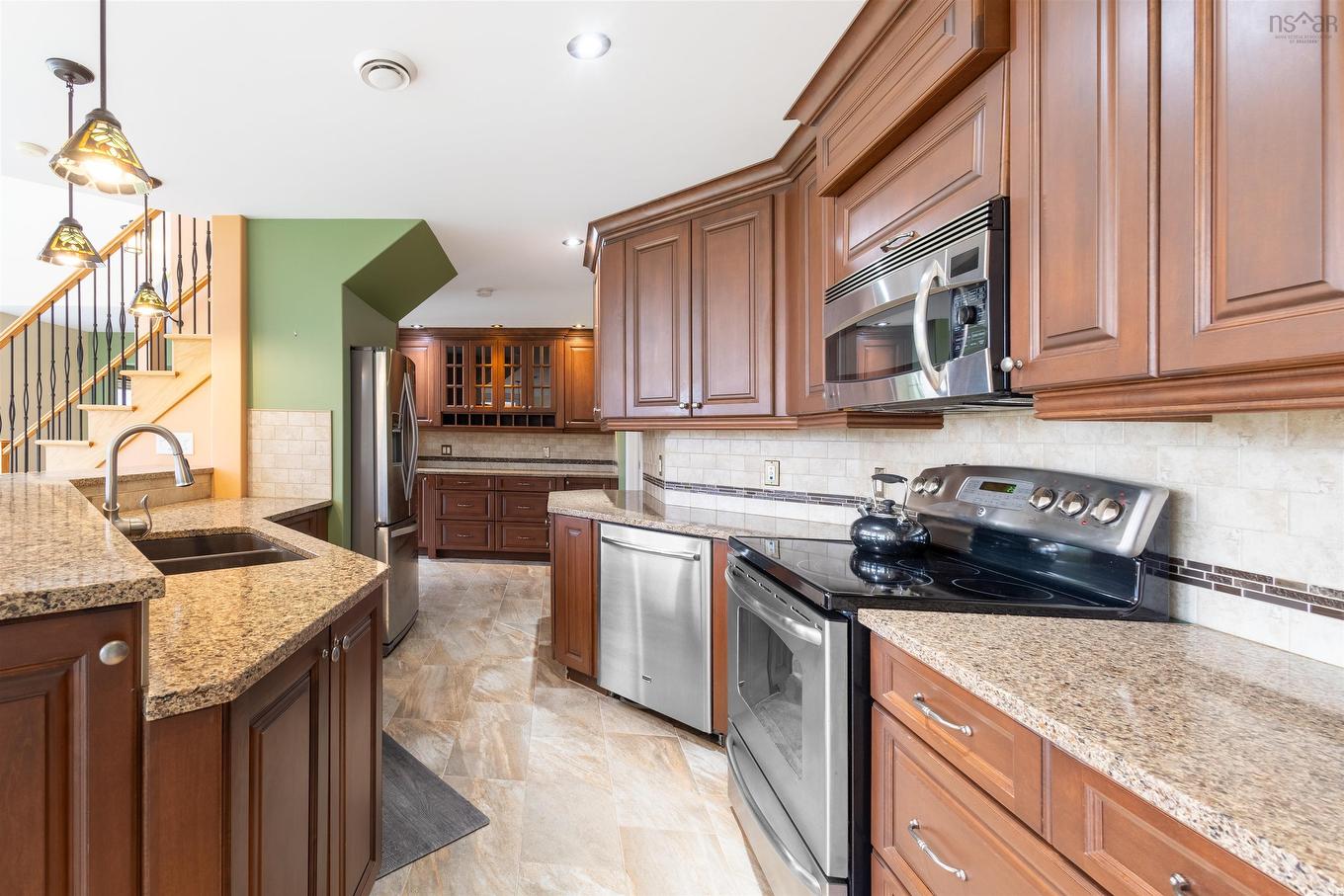 15 Howe Court, Sydney, NS