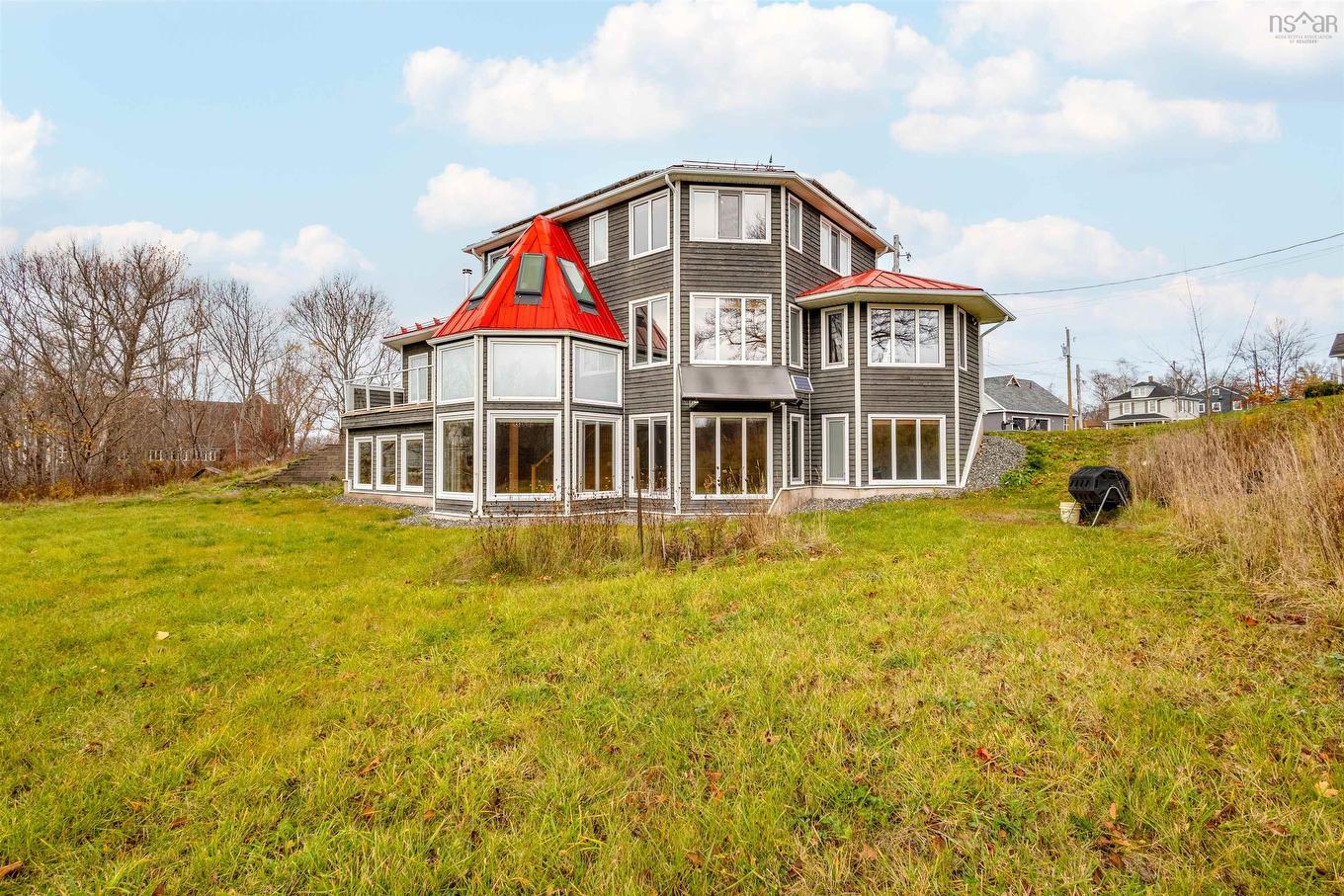 15 Howe Court, Sydney, NS