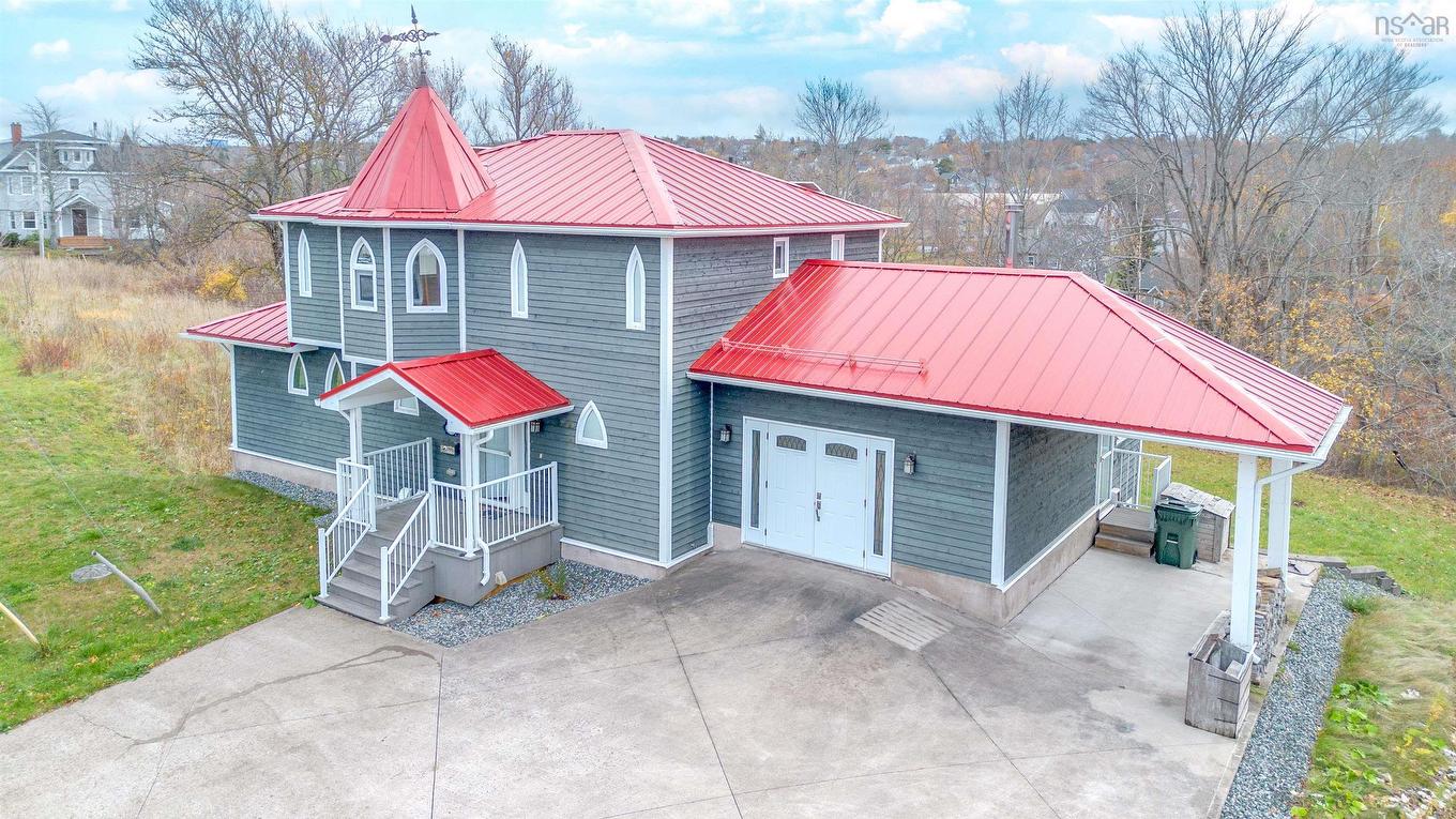 15 Howe Court, Sydney, NS