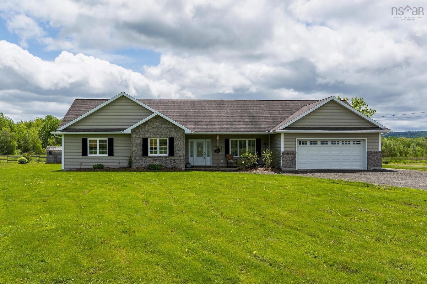 10928 Highway 1, Paradise, NS