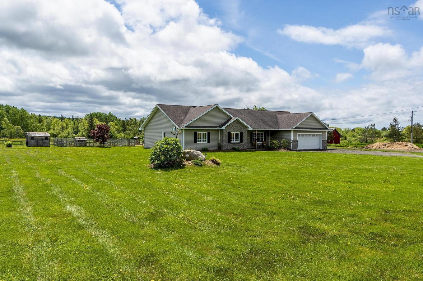 10928 Highway 1, Paradise, NS