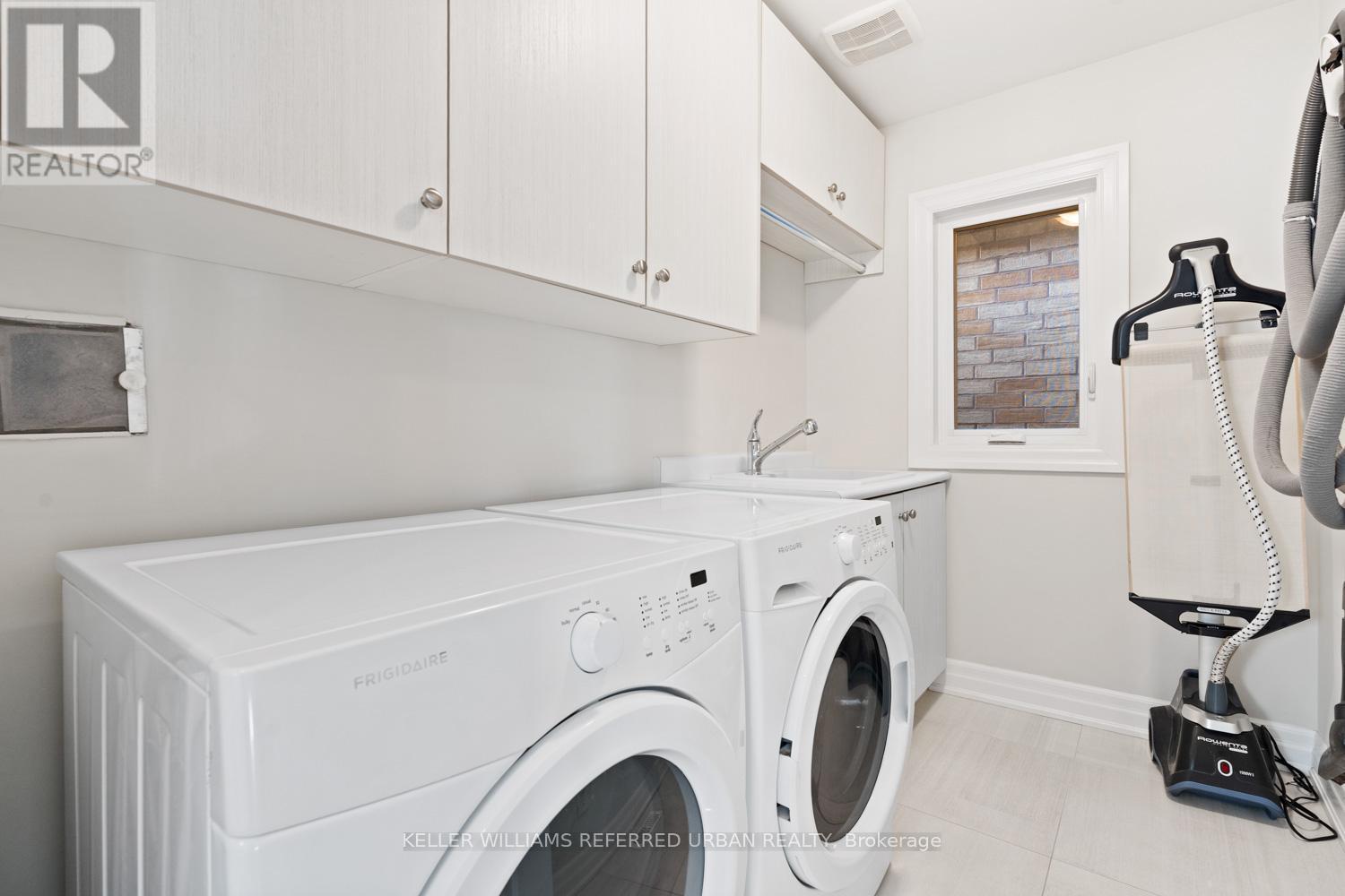 58 Wells Orchard Crescent, King, ON - Indoor Photo Showing Laundry Room